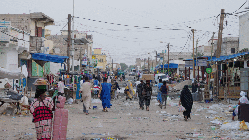 En Nouakchott, los barrios Cinquième y Sixième son conocidos por acoger a las personas migrantes en tránsito por la ciudad. | Joel Kashila Torné